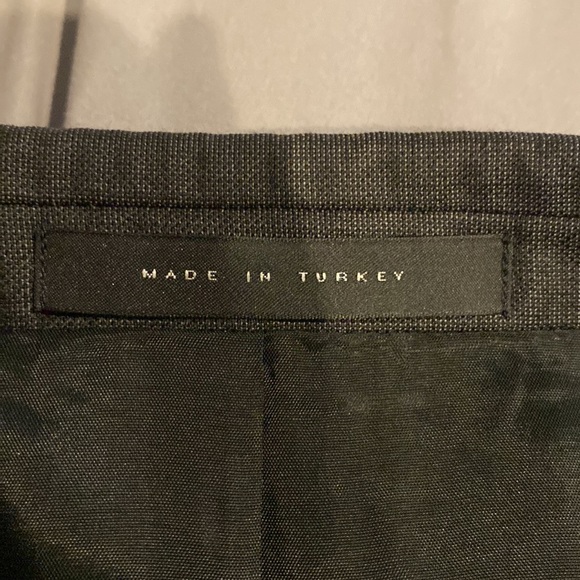 Hugo boss suit - Picture 3 of 3